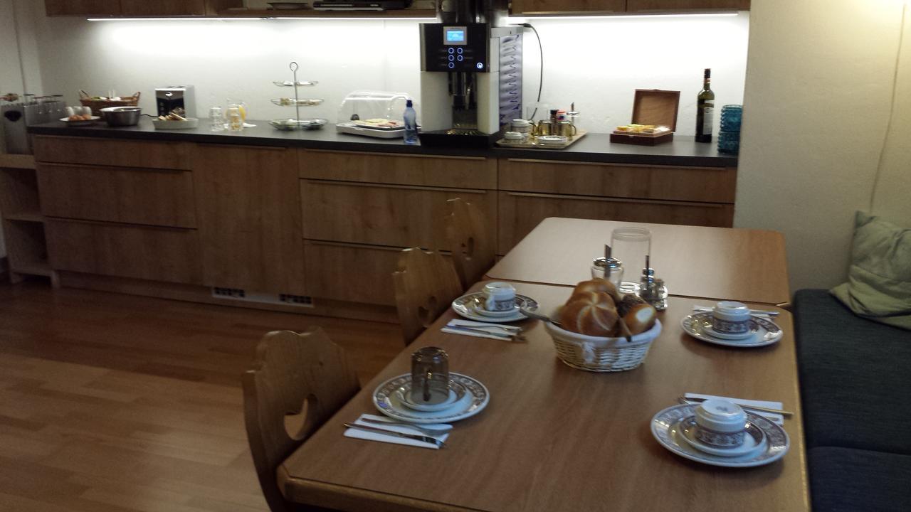 Fruehstueckpension Larson บาดฮอฟกัสไตน์ ภายนอก รูปภาพ